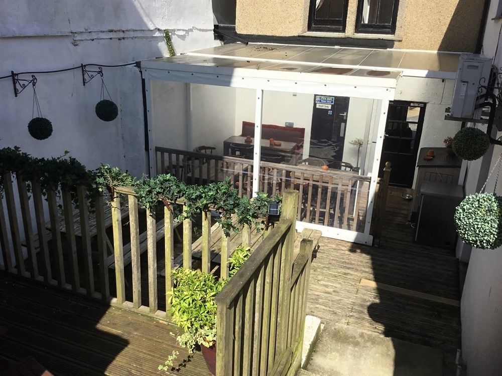 The Dock Inn Penzance Exterior photo